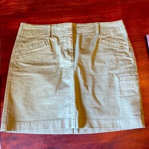 NEW WITHOUT TAGS VINEYARD VINE GREEN MINI SKIRT